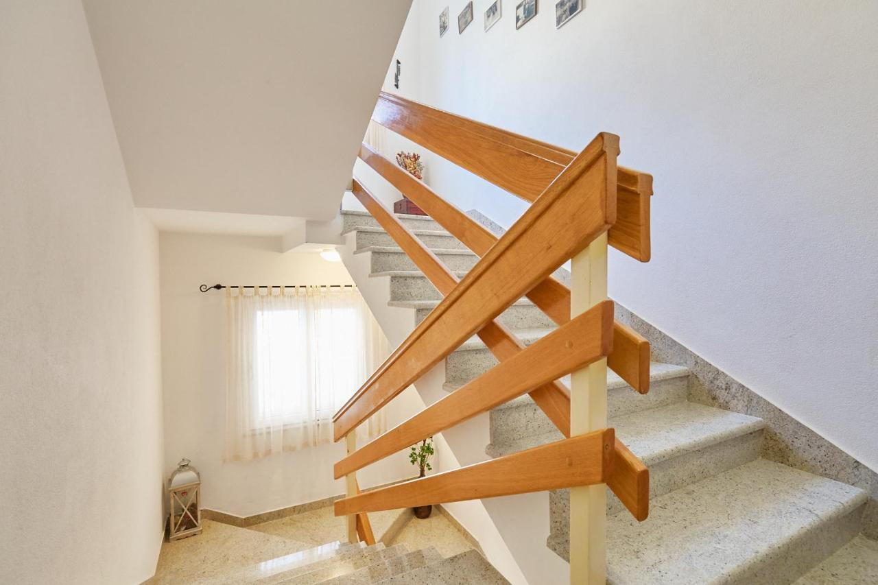 Apartments Zelic Tučepi Eksteriør bilde